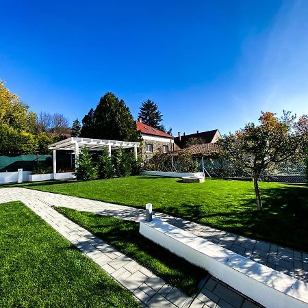 Shambala Apartman Тихань Экстерьер фото